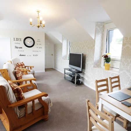 Station Apartment Llanberis Bagian luar foto