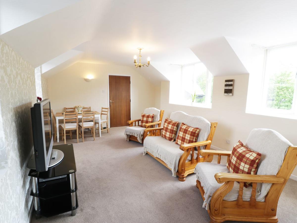 Station Apartment Llanberis Bagian luar foto