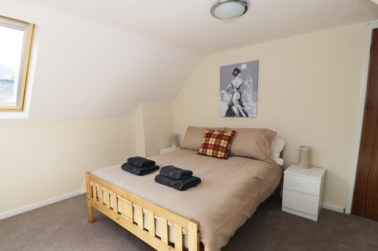 Station Apartment Llanberis Bagian luar foto
