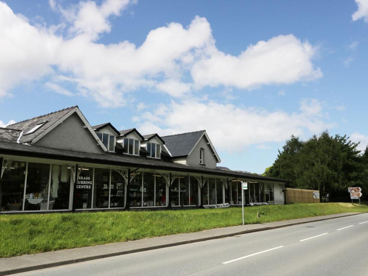 Station Apartment Llanberis Bagian luar foto